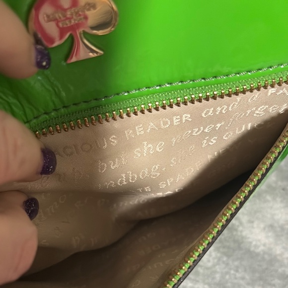 Kate Spade Lime Green Patent Crossbody Storybook Lining EUC - Picture 7 of 10